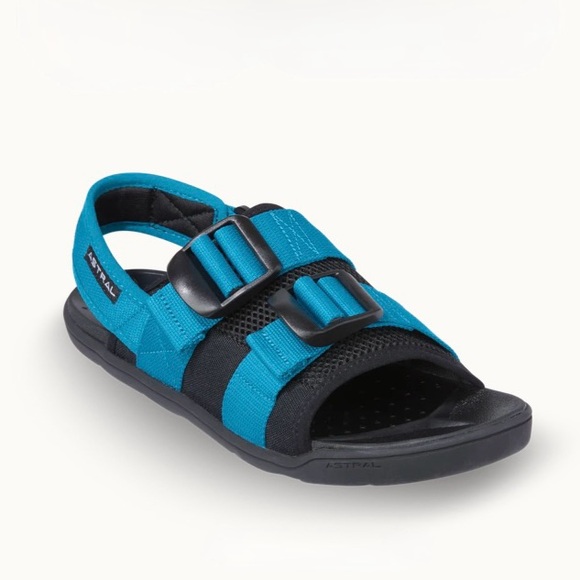 New! Astral PFD Water Sandals in Water Blue size 8